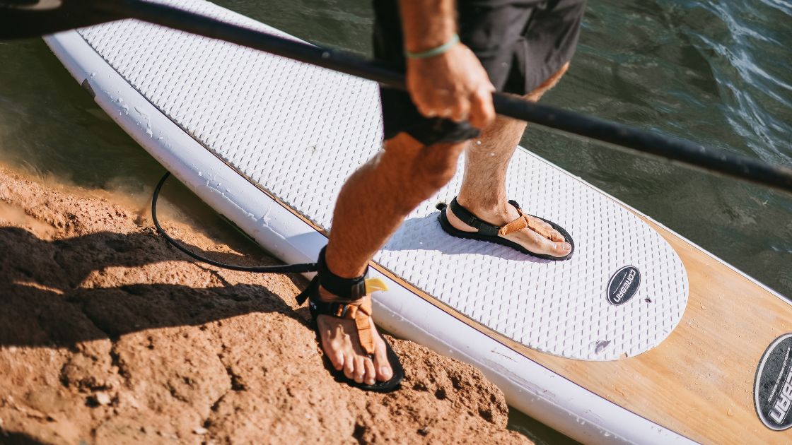 Sandalias para ríos: cómo elegir el calzado adecuado para tus aventuras
